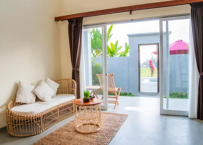 Niniku Villa *